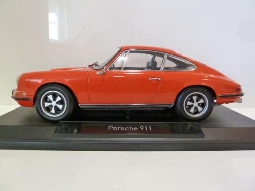 Porsche 911 E
