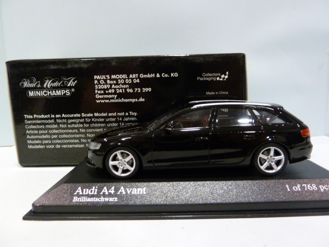 Muf mengen dubbellaag Audi A4 Avant Red interior 1:43 400017010 MINICHAMPS schaalmodel / miniatuur  Te koop
