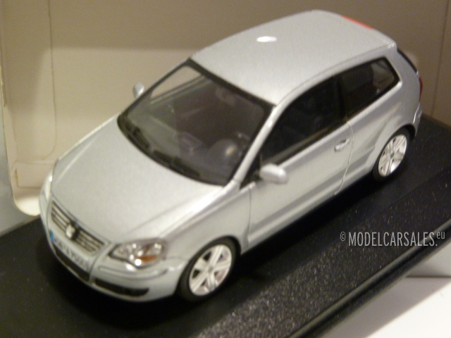 Volkswagen Polo Grey Metallic 1:43 6Q0099300GPA7R MINICHAMPS schaalmodel / Te koop