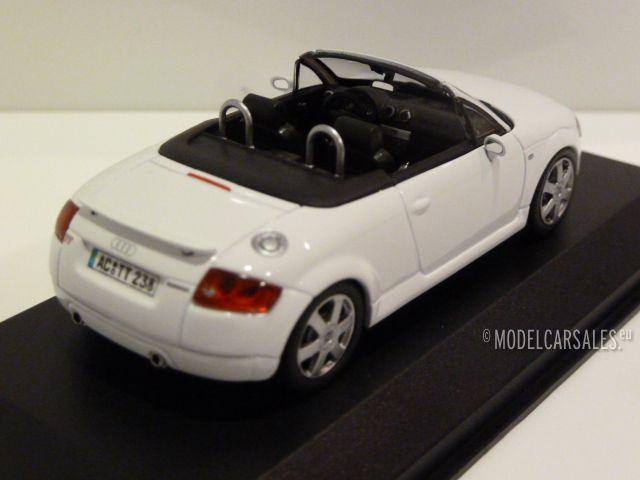 Audi Roadster White 1:43 430017238 MINICHAMPS schaalmodel miniatuur Te
