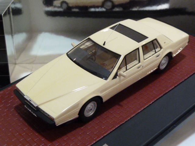 TRES RARE ASTON Martin Lagonda 1974 1/43 Spark S2408 EUR 179,00 - FR