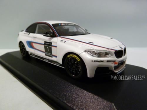 BMW M235i Racing Presentation