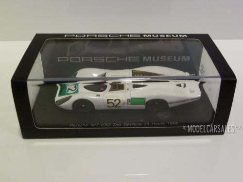 Porsche 907L