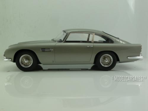 Aston Martin DB5