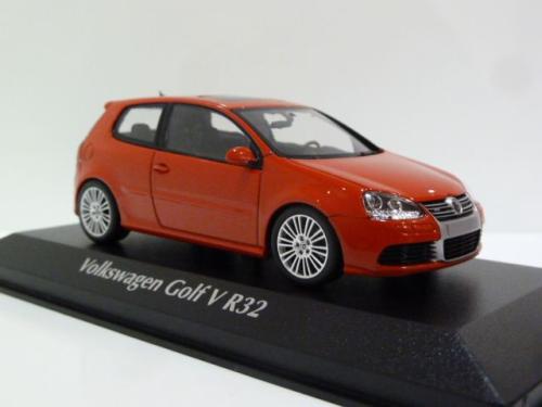 Volkswagen Golf V R32