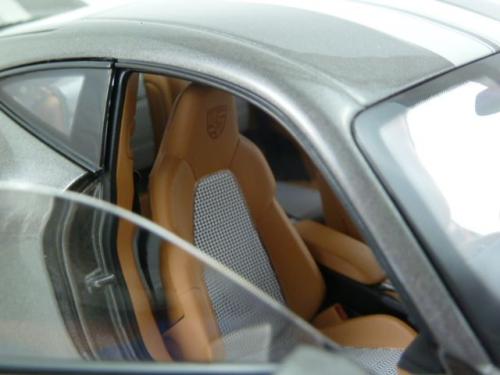 Porsche 911 (992) Sport Classic