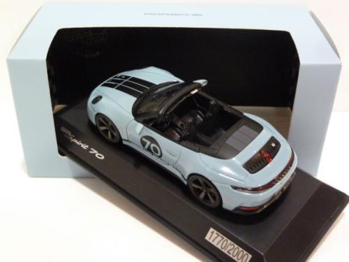 Porsche 911 (992.2) GTS Cabriolet Spirit 70 Porsche 911 (992.2) GTS Cabriolet Spirit 70