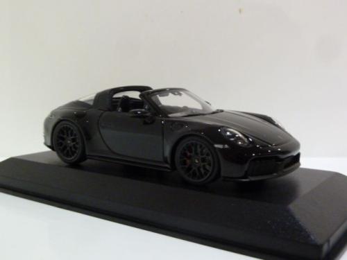 Porsche 911 (992.2) Targa 4 GTS
