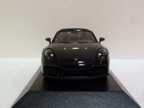 Porsche 911 (992.2) Targa 4 GTS