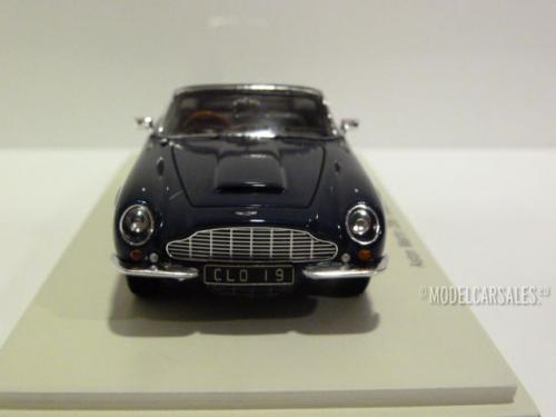 Aston Martin DB6 Volante