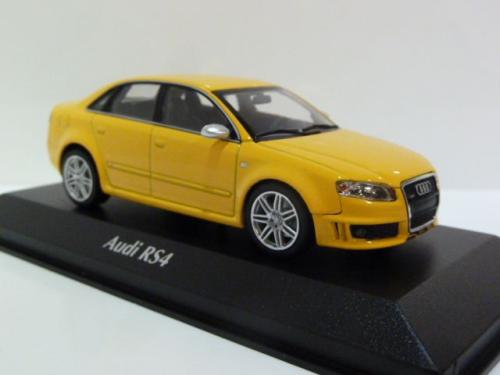 Audi RS4 Saloon