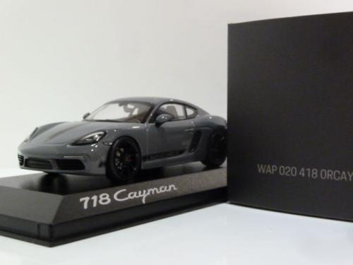 Porsche 718 (982) Cayman